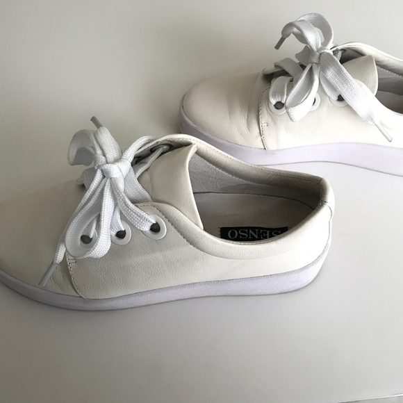 SENSO Shoes - SENSO Amy White Sneakers Size 8